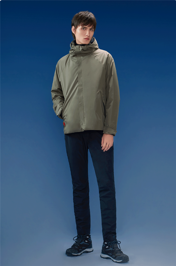 小米有品眾籌智能發(fā)熱抗寒服：1秒即熱 厚度僅羽絨服1/5